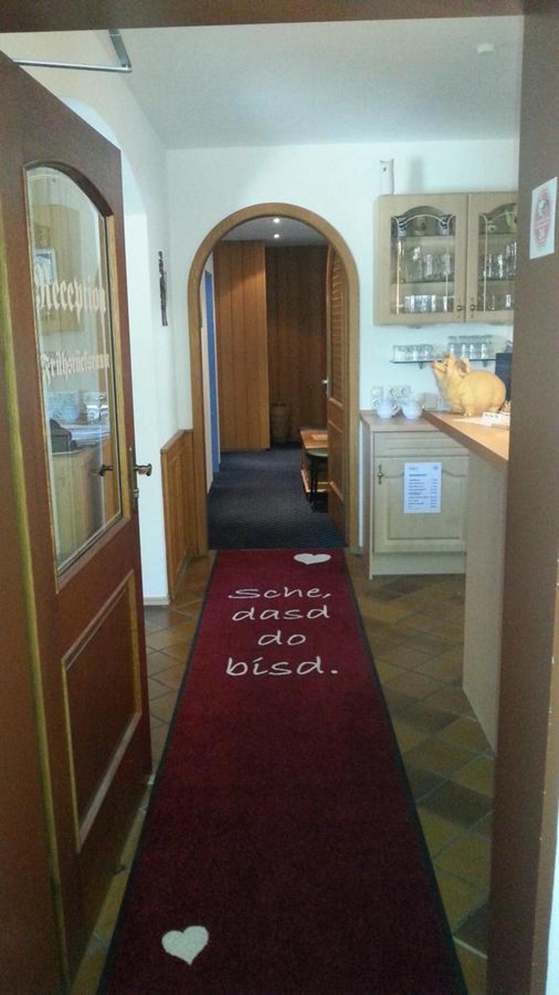Hôtel Brucker Gastehaus à Fuerstenfeldbruck Extérieur photo