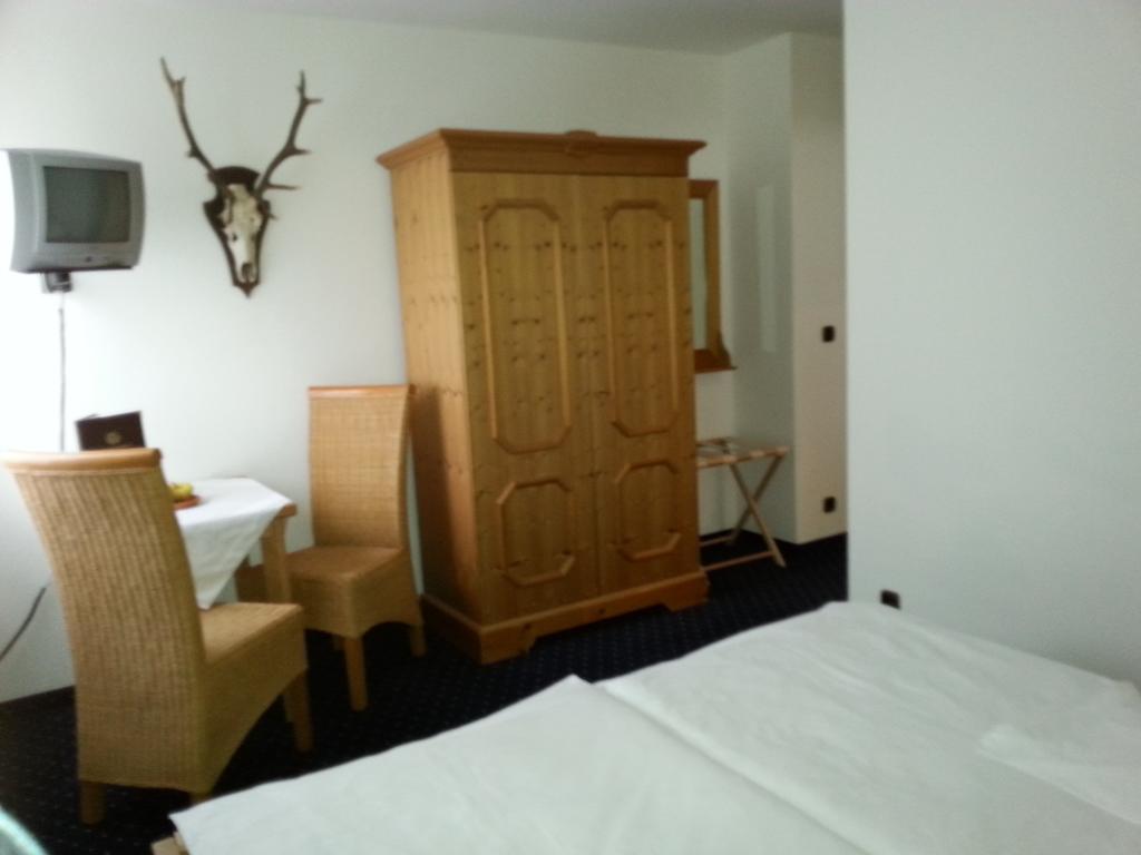 Hôtel Brucker Gastehaus à Fuerstenfeldbruck Chambre photo